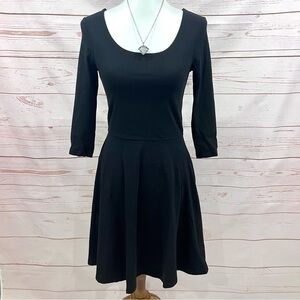 Pact Organic Cotton Scoop Neck Skater Flare Pocket Dress